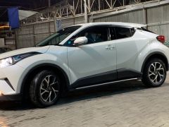 Photo of the vehicle Toyota C-HR