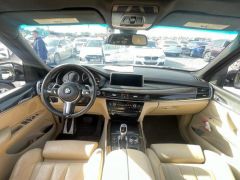 Photo of the vehicle BMW X5