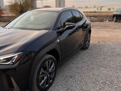 Photo of the vehicle Lexus UX