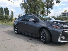 Фото авто Toyota Prius