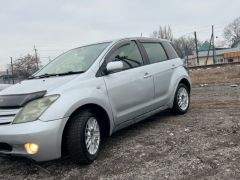 Фото авто Toyota Ist