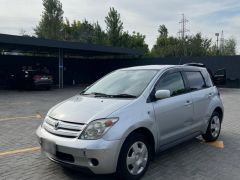 Photo of the vehicle Toyota Ist