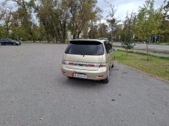 Сүрөт унаа Toyota Gaia