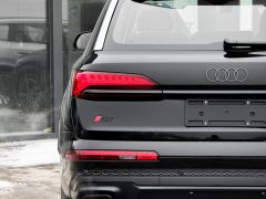 Photo of the vehicle Audi Q7