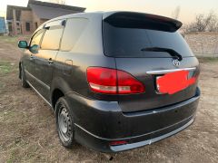 Фото авто Toyota Ipsum