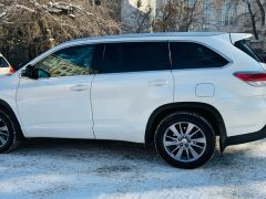 Сүрөт унаа Toyota Highlander