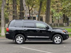 Фото авто Toyota Land Cruiser