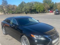 Photo of the vehicle Lexus ES