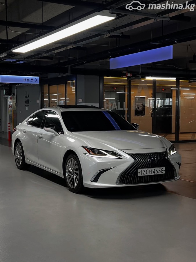 Lexus ES