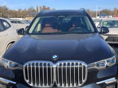 Сүрөт унаа BMW X7