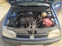 Сүрөт унаа Volkswagen Golf