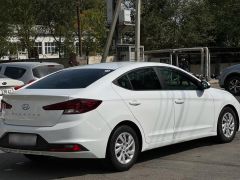 Сүрөт унаа Hyundai Elantra