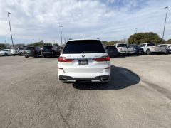 Photo of the vehicle BMW X7