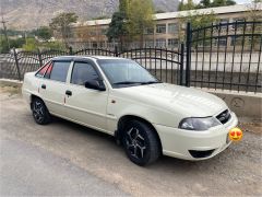 Сүрөт унаа Daewoo Nexia