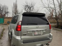 Photo of the vehicle Lexus GX