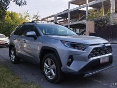 Сүрөт унаа Toyota RAV4