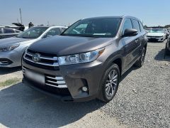 Сүрөт унаа Toyota Highlander