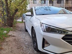 Сүрөт унаа Hyundai Elantra