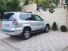 Сүрөт унаа Toyota Land Cruiser Prado