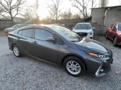 Сүрөт унаа Toyota Prius v (+)