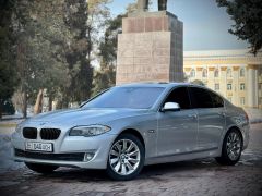 Photo of the vehicle BMW 5 Series