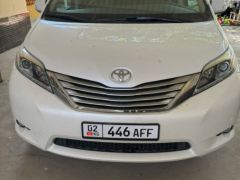 Сүрөт унаа Toyota Sienna