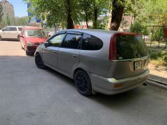 Сүрөт унаа Honda Stream