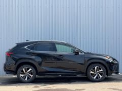 Photo of the vehicle Lexus NX