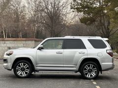 Photo of the vehicle Toyota 4Runner