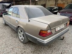 Фото авто Mercedes-Benz W124