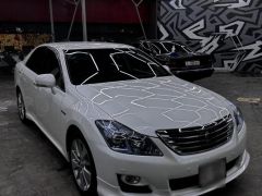 Photo of the vehicle Toyota Crown