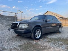 Фото авто Mercedes-Benz W124