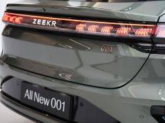 Photo of the vehicle Zeekr 001
