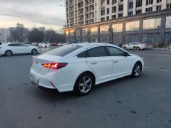 Photo of the vehicle Hyundai Sonata