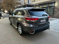 Фото авто Toyota Highlander