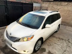 Сүрөт унаа Toyota Sienna