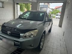 Сүрөт унаа Toyota RAV4