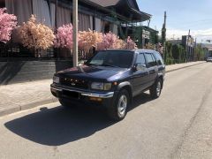 Сүрөт унаа Nissan Pathfinder