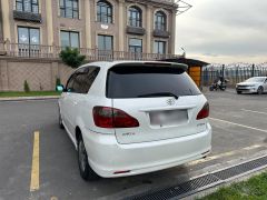 Сүрөт унаа Toyota Ipsum