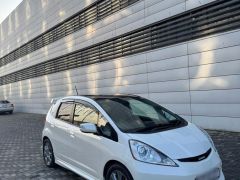 Фото авто Honda Fit