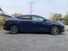 Сүрөт унаа Hyundai Elantra