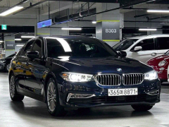 Photo of the vehicle BMW 5 Series