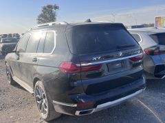 Фото авто BMW X7