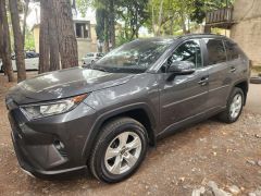 Сүрөт унаа Toyota RAV4