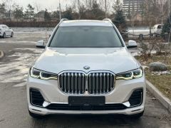 Фото авто BMW X7