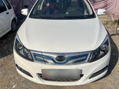 Сүрөт унаа BYD E5