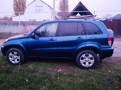 Сүрөт унаа Toyota RAV4