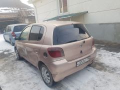 Сүрөт унаа Toyota Vitz