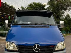 Фото авто Mercedes-Benz Фургон (4х2)