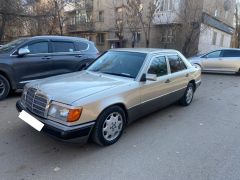 Фото авто Mercedes-Benz W124